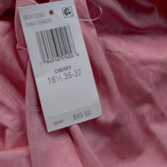 Tommy Hilfiger Men's Classic/Regular Fit Stretch Solid Dress Shirt,Cherry - Picture 7 of 11